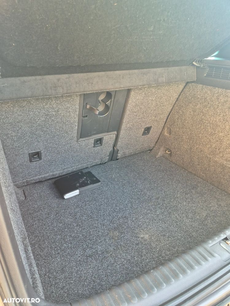 Volkswagen Tiguan - 16