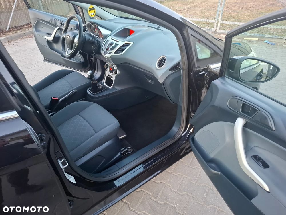 Ford Fiesta 1.25 Ghia EU5 - 10