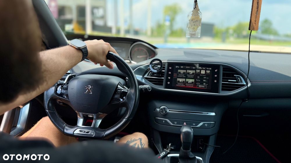 Peugeot 308 - 16
