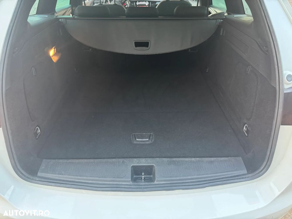 Opel Astra 1.6 D (CDTI) Sports Tourer Innovation - 26