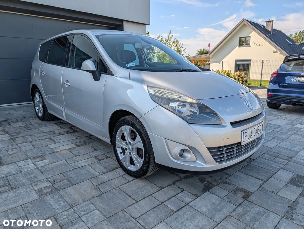 Renault Grand Scenic 1.6 16V Authentique - 8