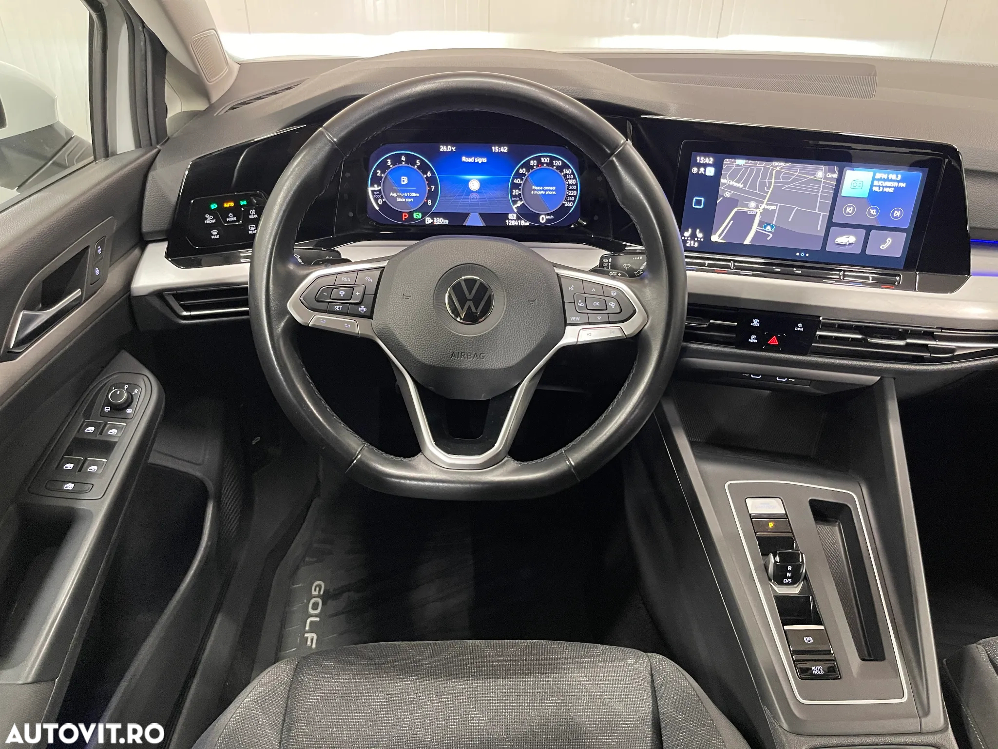 Volkswagen Golf 1.5 eTSI ACT DSG MHEV Life - 6