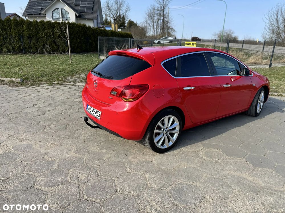 Opel Astra 1.7 CDTI Cosmo - 4