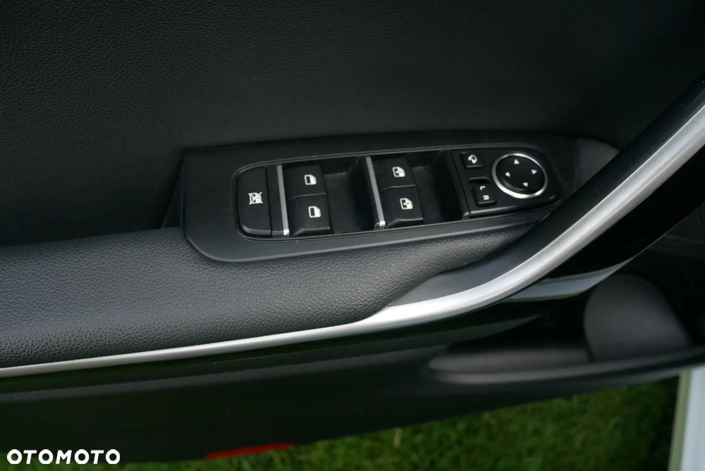 Kia Ceed 1.5 T-GDI Business Line - 17
