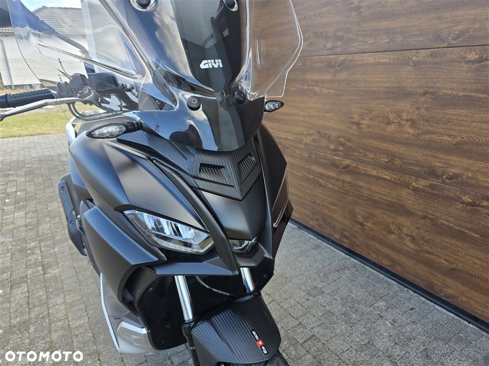 Aprilia SR - 6