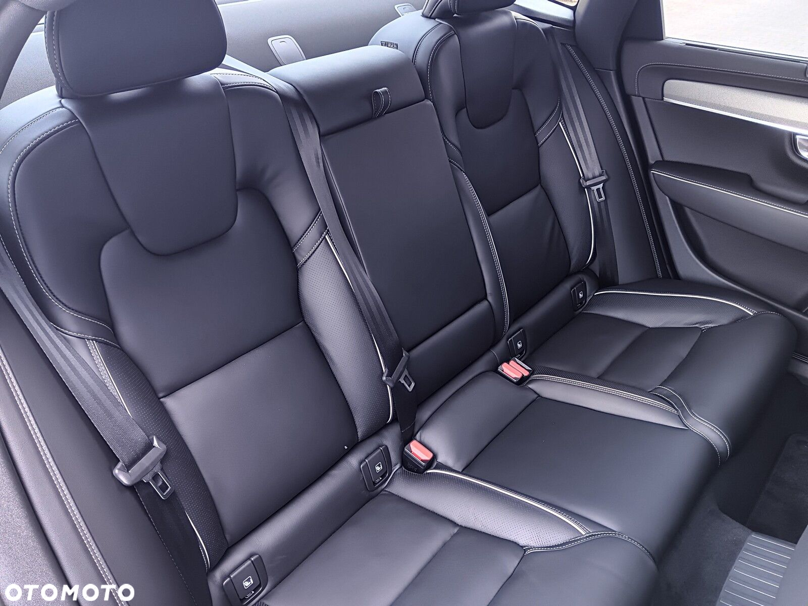 Volvo S90 - 19