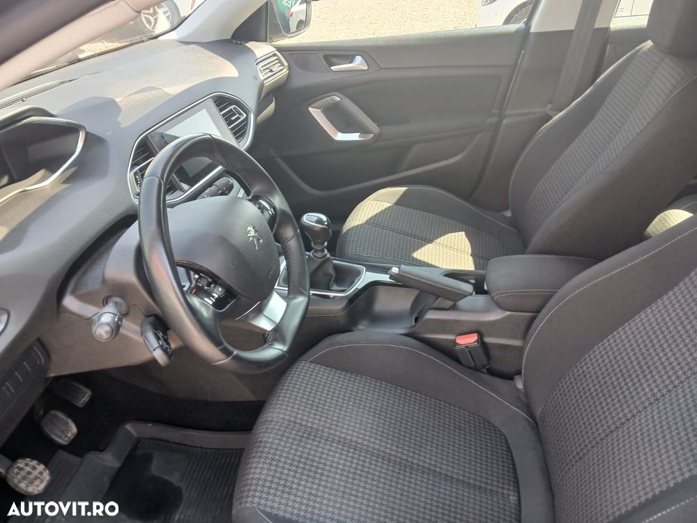 Peugeot 308 1.2L PureTech S&S BVM6 Active Pack - 9
