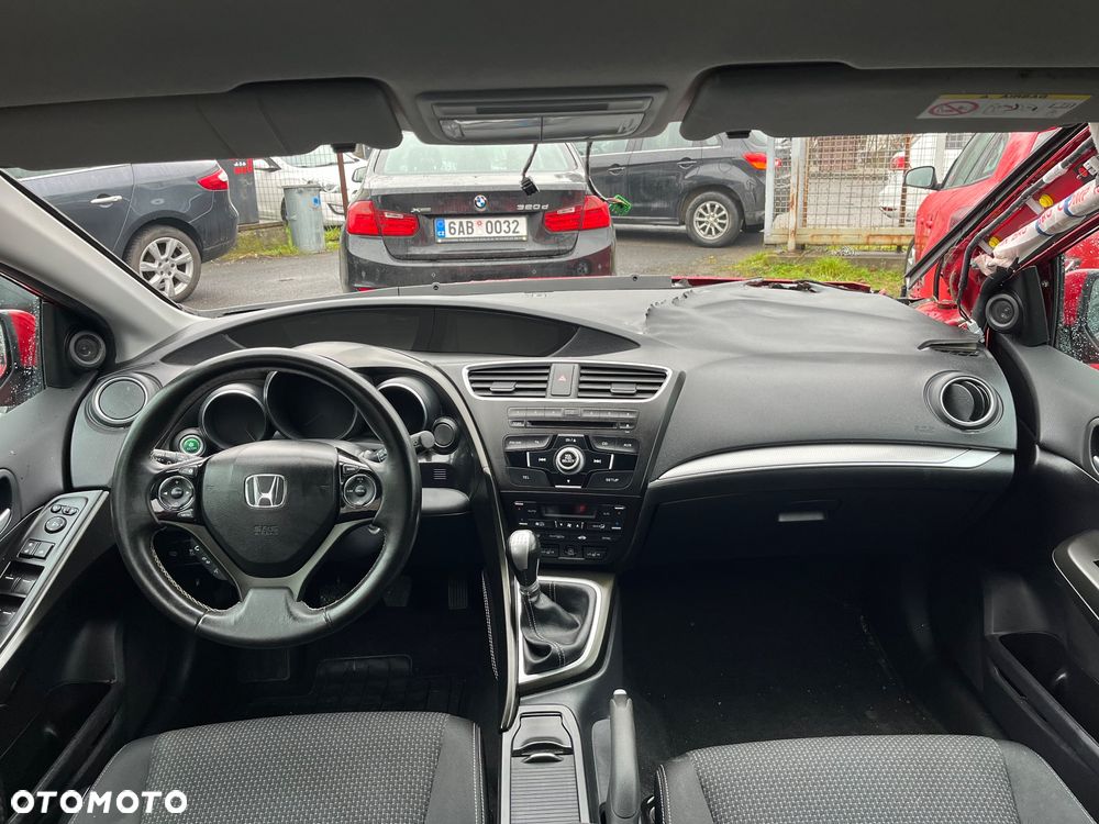 Honda Civic 1.8 i-VTEC Sport Black Edition - 13