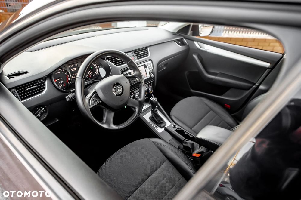 Skoda Octavia 2.0 TDI 4x4 Elegance DSG - 17