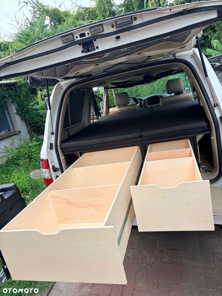 Toyota Land Cruiser 100 Executive - 7