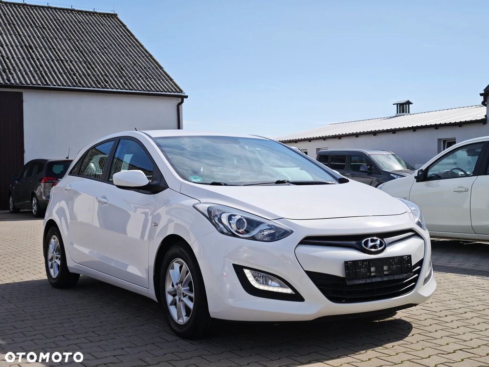 Hyundai i30 1.4 Fifa World Cup Edition - 34