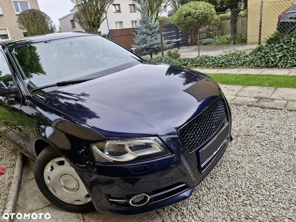 Audi A3 Sportback 2010 photo 2