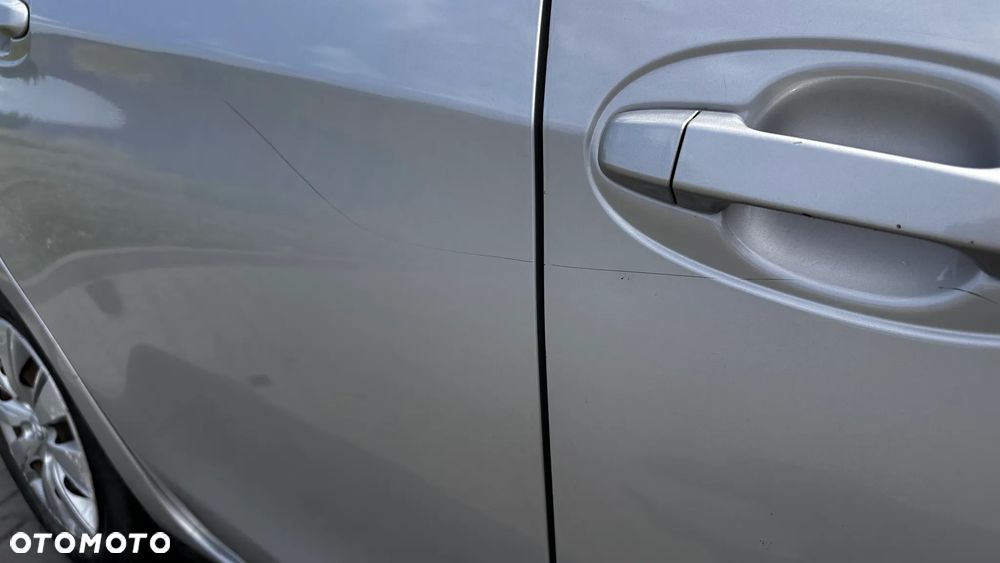 Toyota Yaris 1.33 Premium - 17