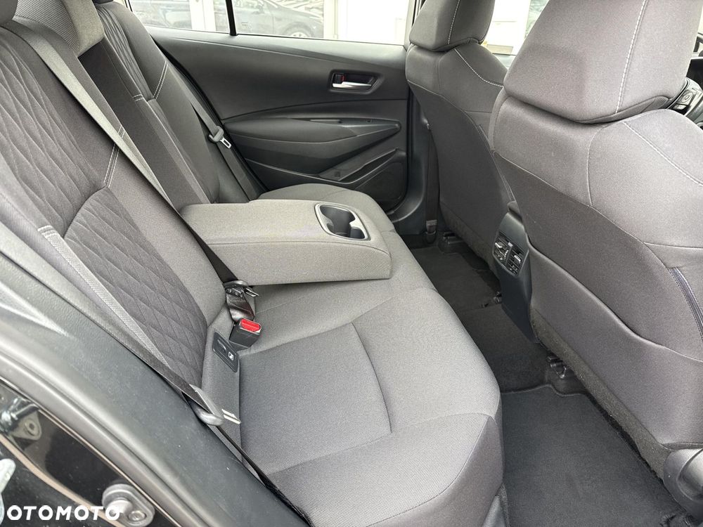 Toyota Corolla - 7