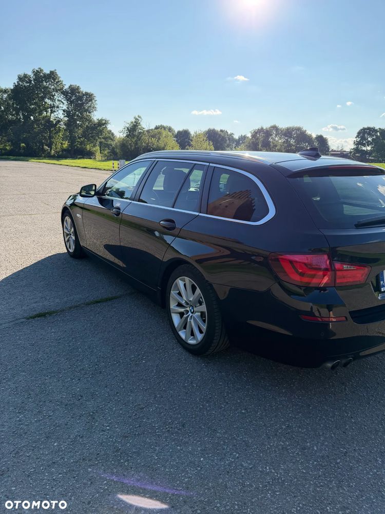 BMW Seria 5 520d - 8