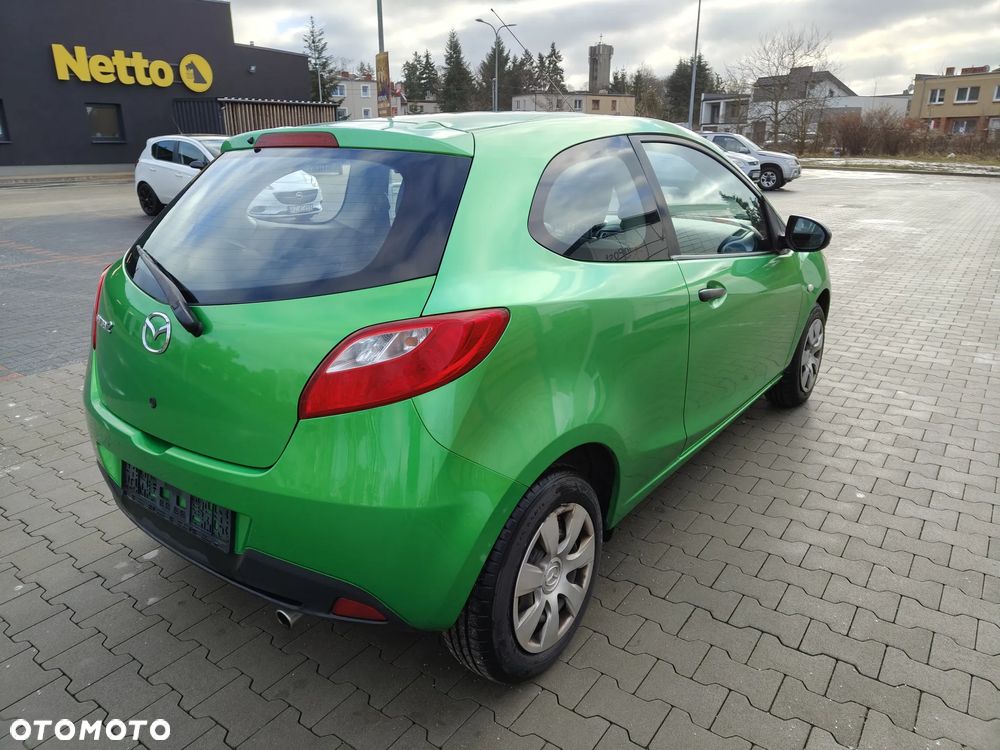 Mazda 2 - 8