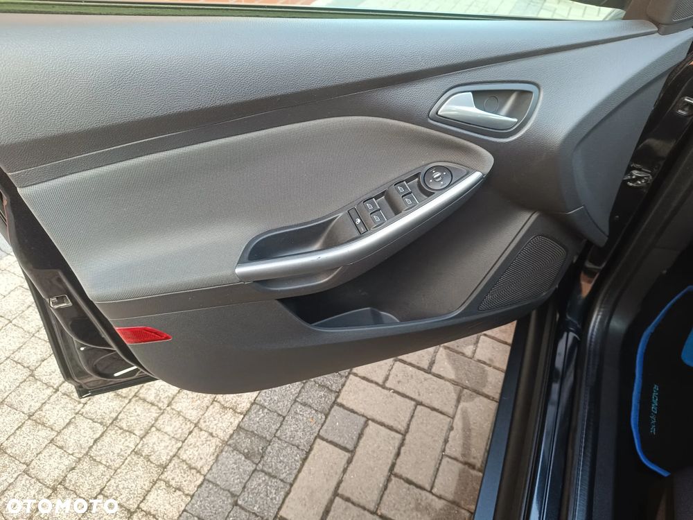 Ford Focus 1.6 TI-VCT Champions Edition - 20