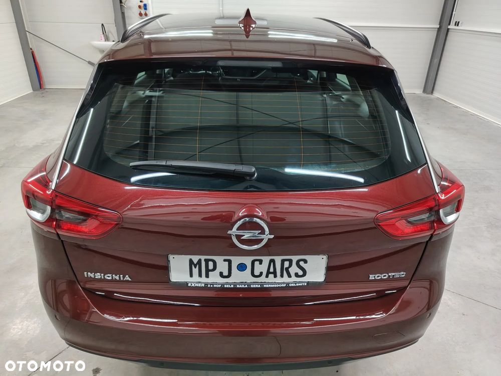 Opel Insignia 1.5 T Exclusive S&S - 11