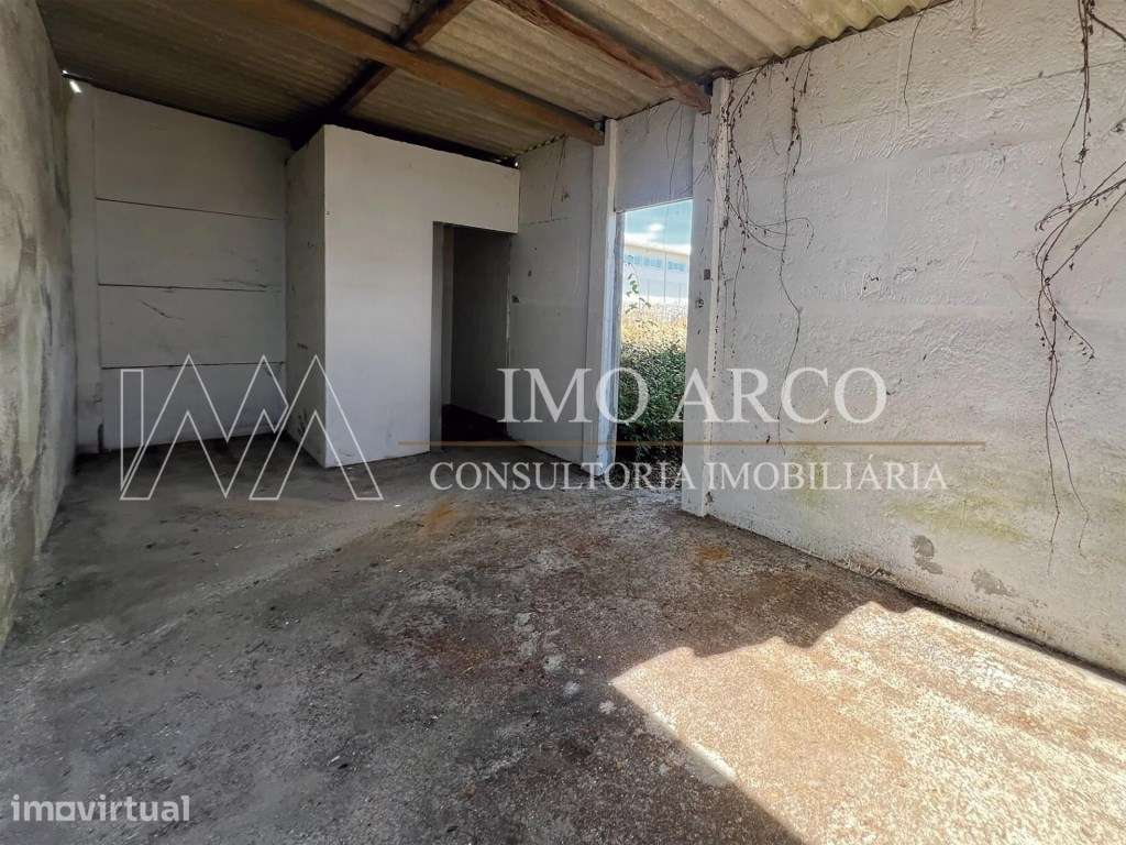 Armazém com Terreno - Grande imagem: 5/10