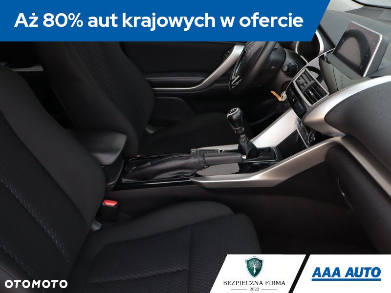 Mitsubishi Eclipse Cross - 10