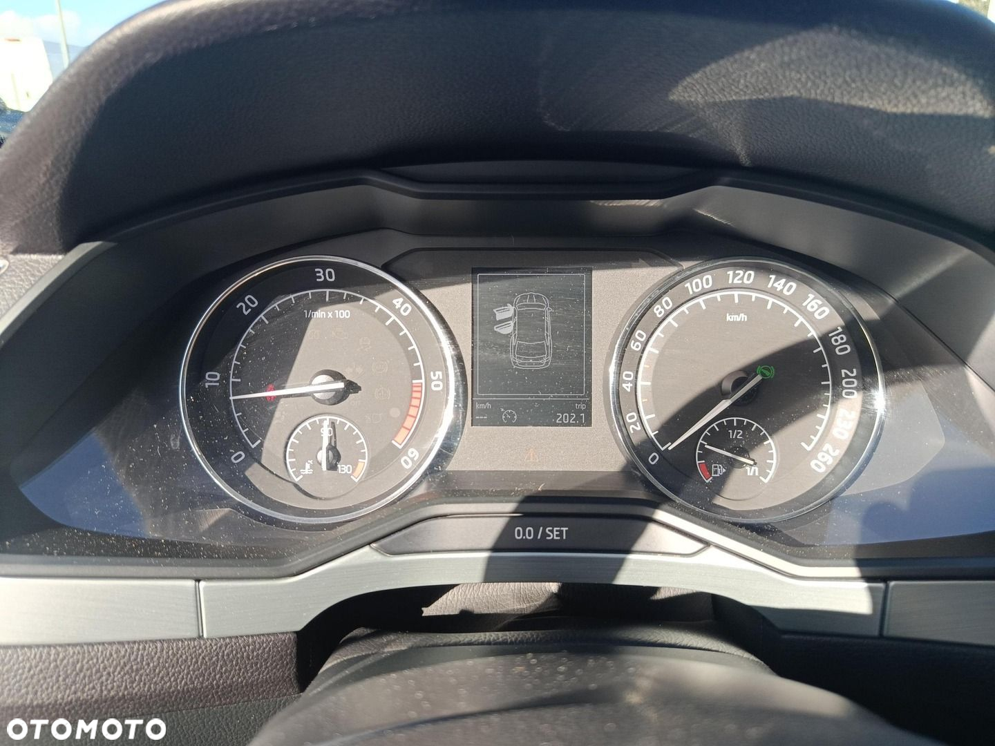 Skoda Superb 2.0 TDI Ambition DSG - 16