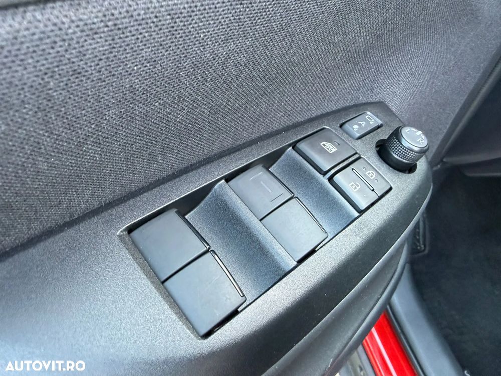 Toyota Yaris Cross 1.5 VVT-i HSD 4x2 Dynamic - 20