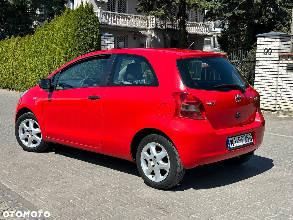 Toyota Yaris - 9