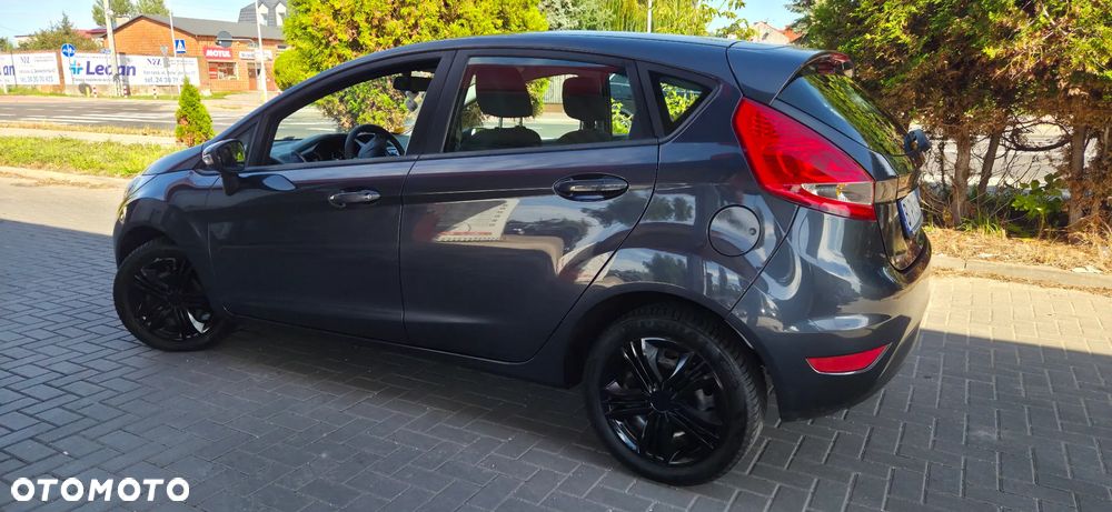Ford Fiesta 1.25 Champions Edition - 8
