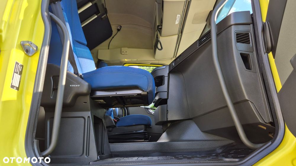 Volvo VOLVO///FH///500///2023/// GLOBETROTTER///XXL///FULL  LED///VIRTUAL COCPIT/// TABLET///KAMERA///WAGA/// KLIMATYZACJA POSTOJOWA/// ZABUDOWY MIĘDZYOSIOWE/// ALUFELGI///STAN BARDZO DOBRY - 26