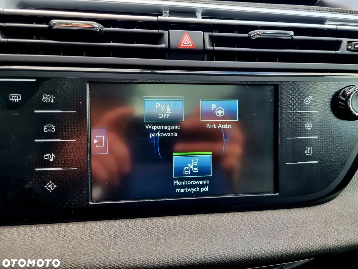 Citroën C4 Grand Picasso BlueHDi 120 Exclusive - 24