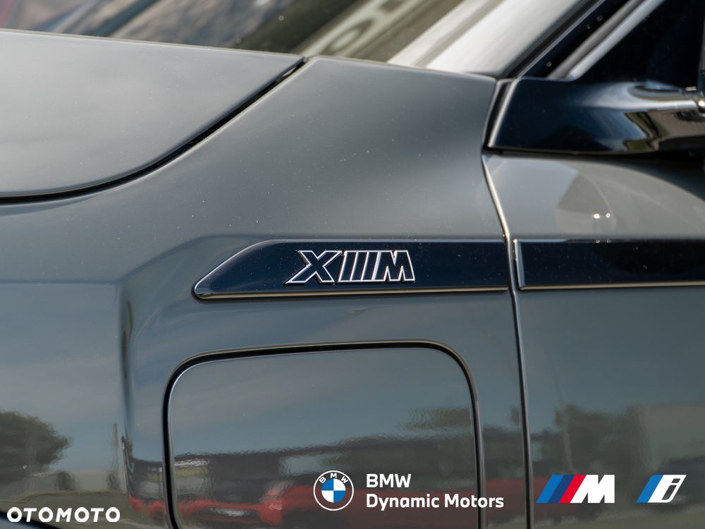 BMW XM - 10