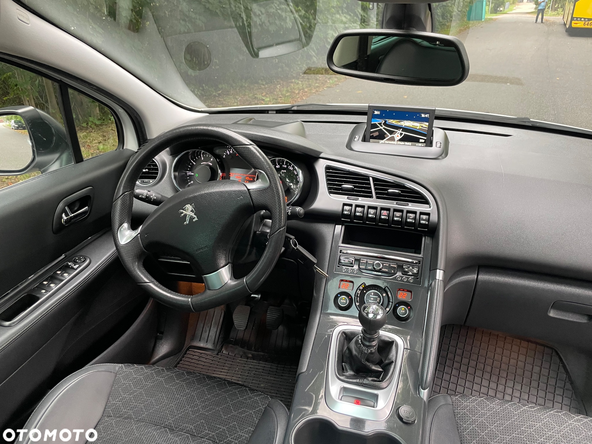 Peugeot 3008 PureTech 130 Stop & Start GPF Allure - 11