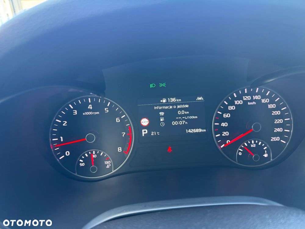 Kia Optima - 30