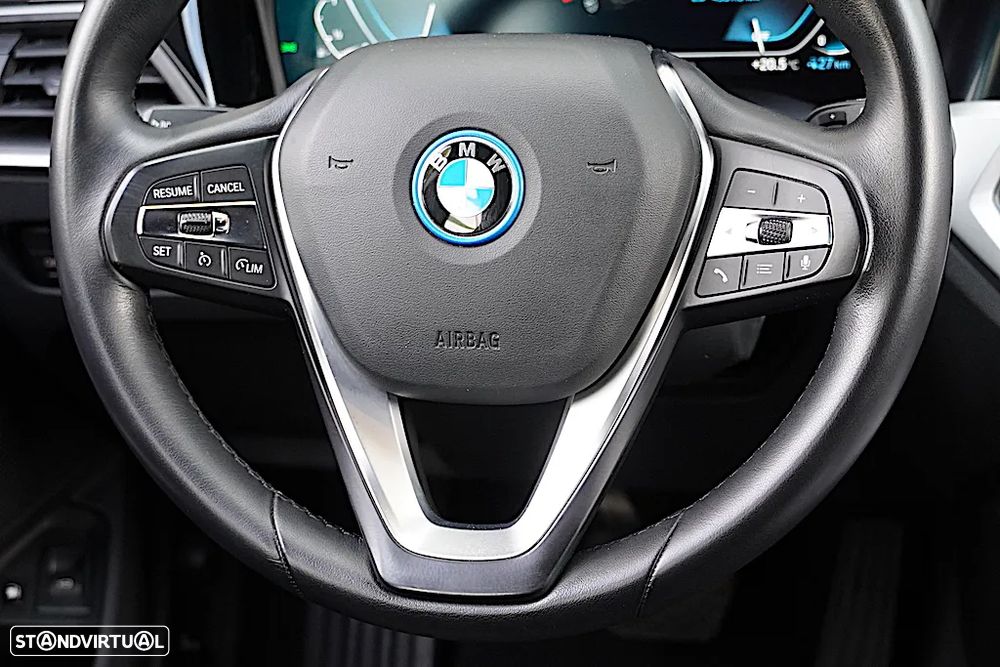 BMW 320 e Touring Corporate Edition Auto - 30