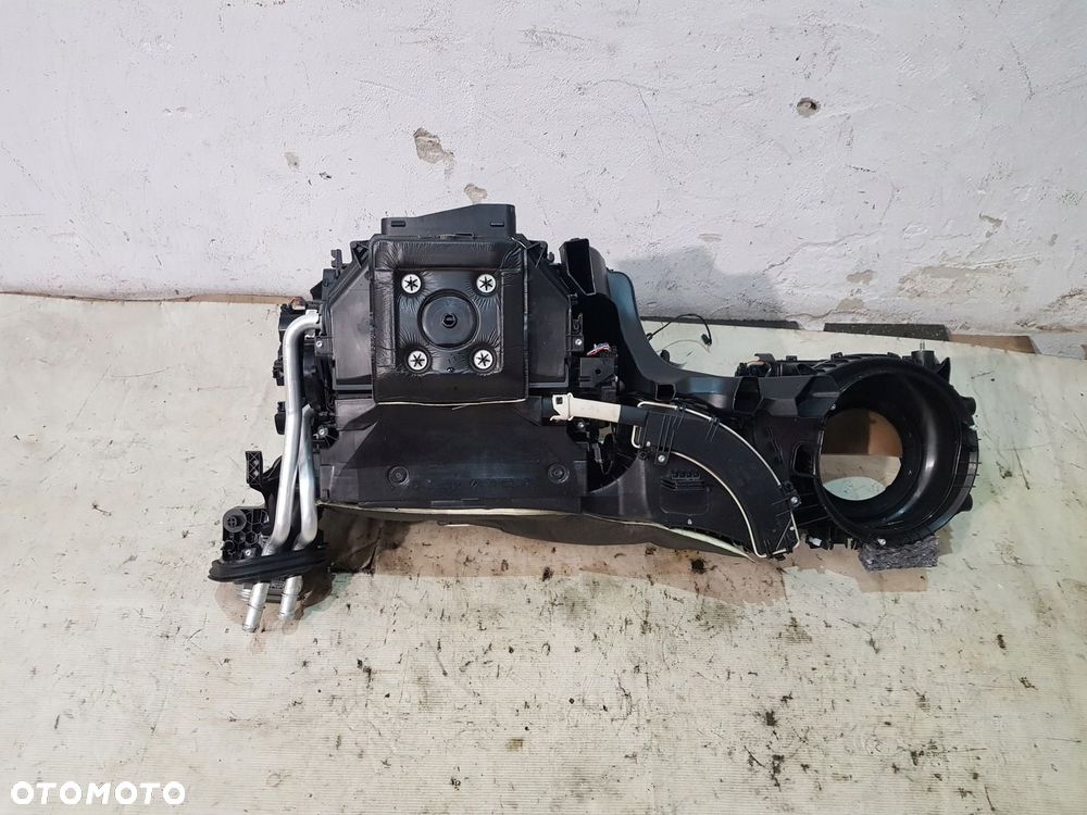 OBUDOWA NAGRZEWNICY 9325142 BMW F30 F31 EUR 3.0D - 1