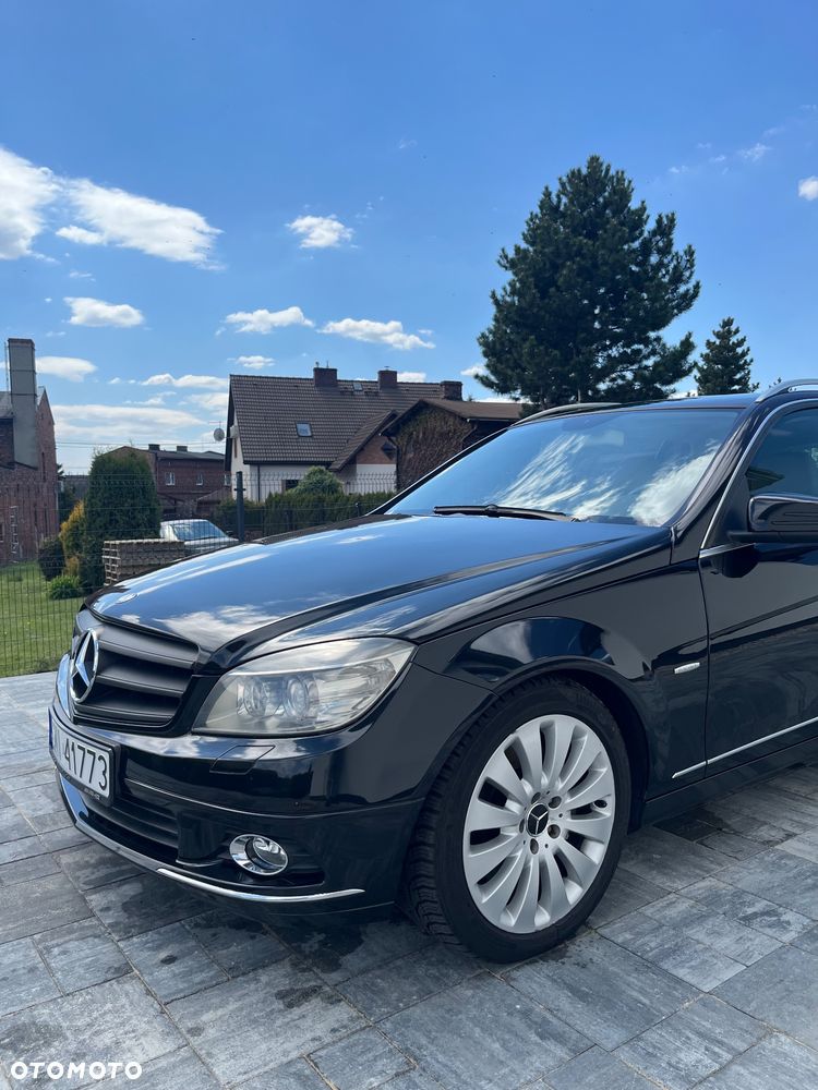 Mercedes-Benz Klasa C 320 CDI DPF Elegance - 1