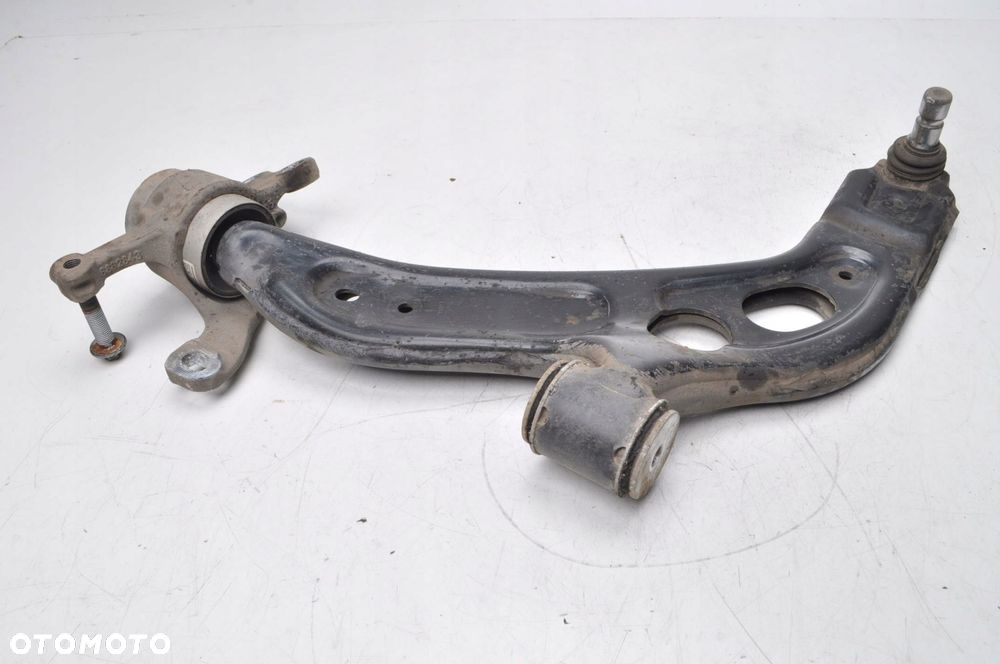 MINI F60 WAHACZ LEWY PRZÓD - 1