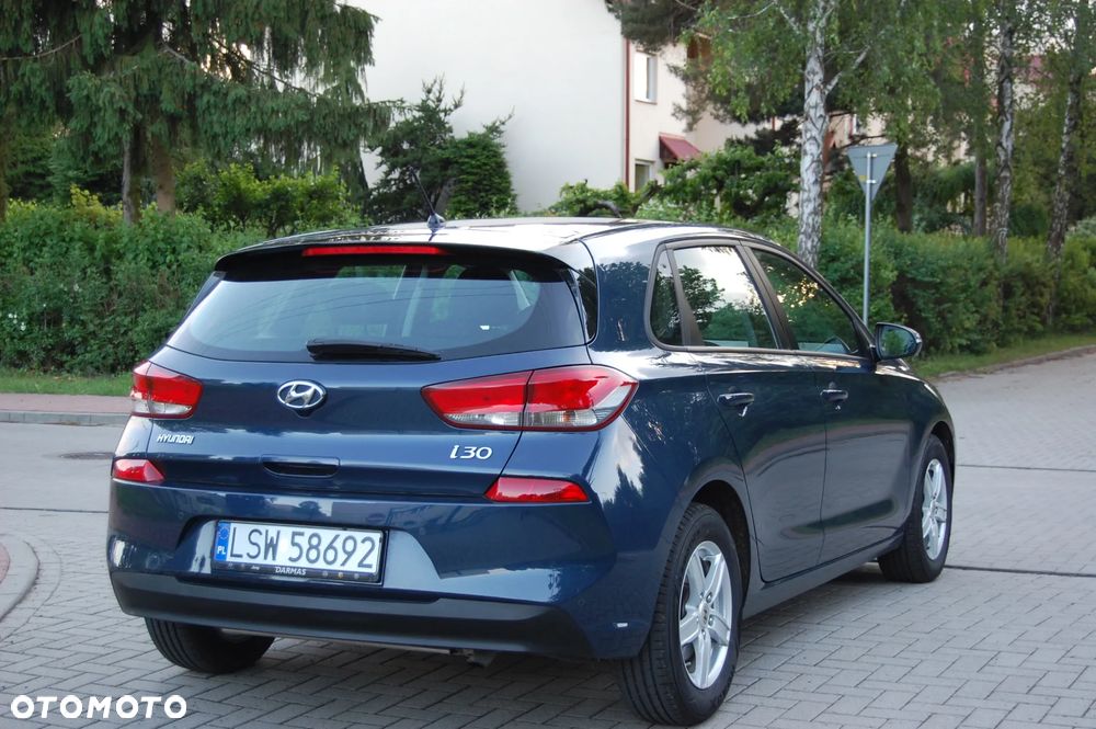Hyundai i30 1.4 Trend - 10
