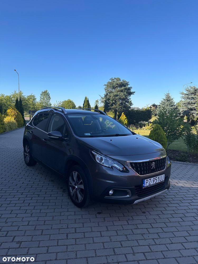 Peugeot 2008 1.2 Pure Tech GPF Allure S&S - 8