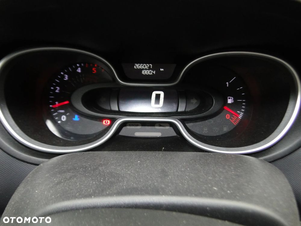 Renault Trafic - 12