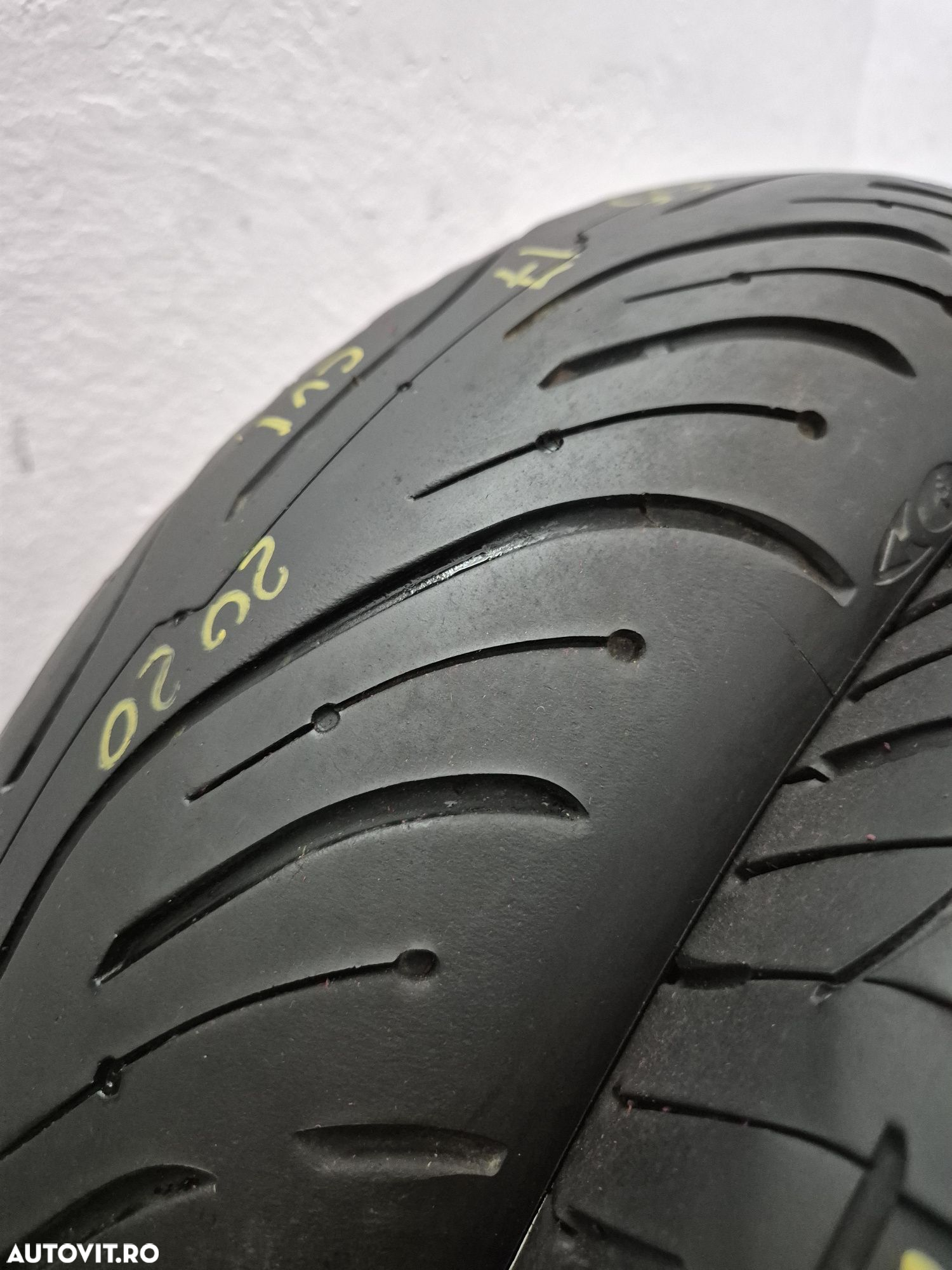 Set anvelope moto 120 70 17 cu 180 55 17 Michelin road 4 - 3