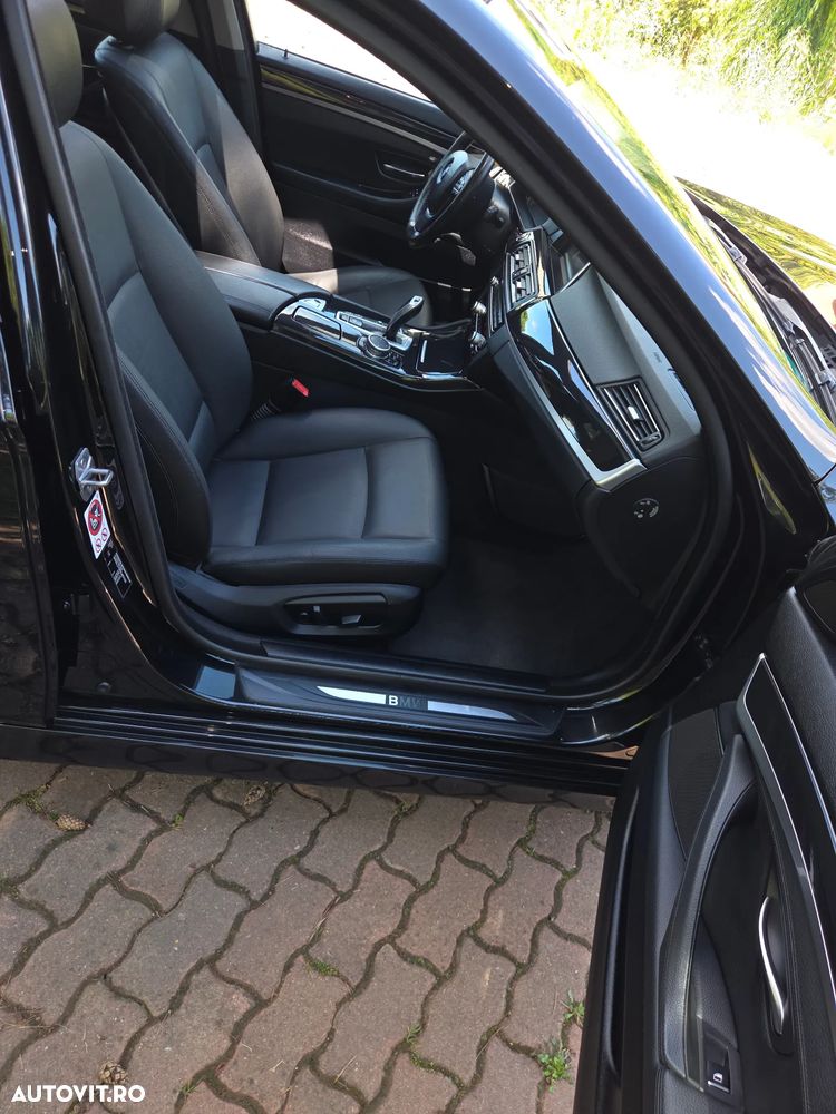 BMW Seria 5 520d Aut. - 23