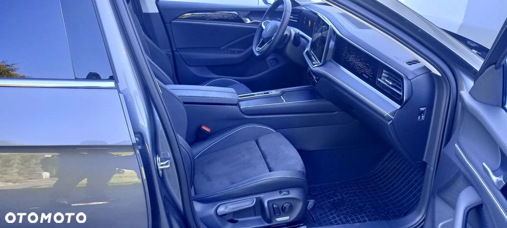 Volkswagen Passat - 28
