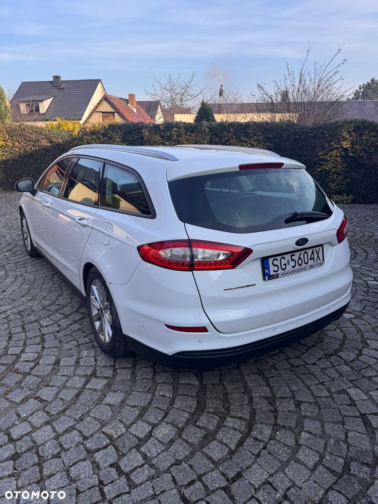 Ford Mondeo 2.0 TDCi Ambiente PowerShift - 4