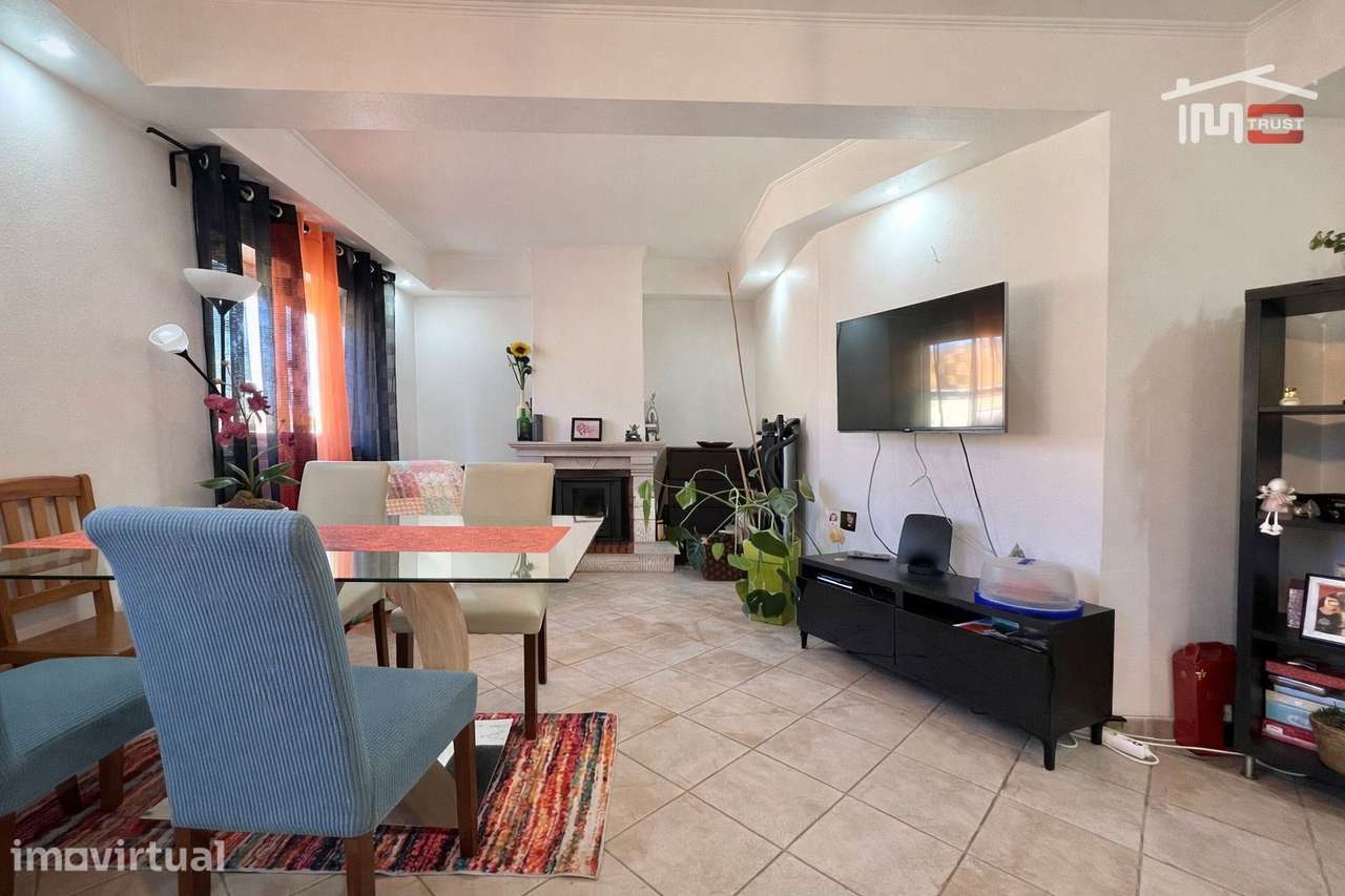 Apartamento T2 Montijo - Bom Estado de Conservação com Varanda e Co... - Grande imagem: 2/24