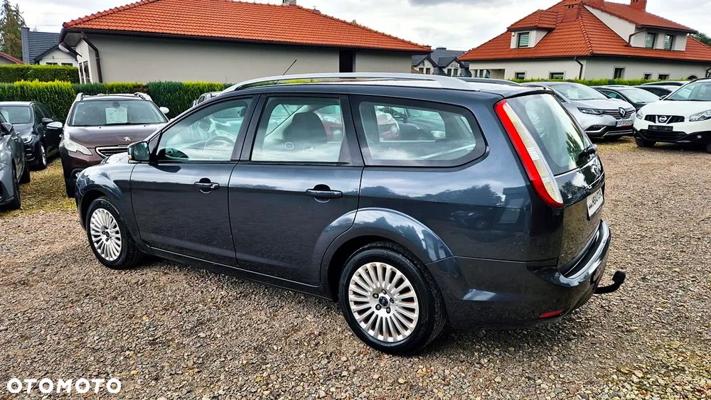 Ford Focus - 21