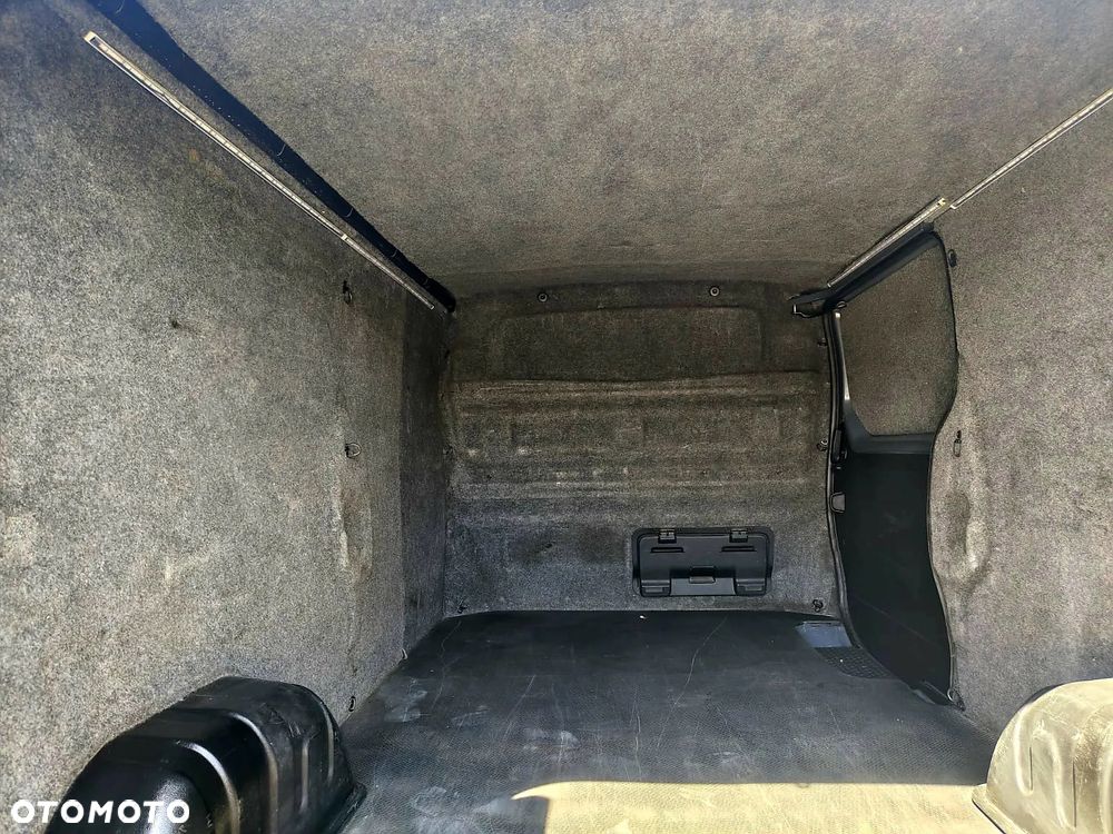 Renault Trafic - 15
