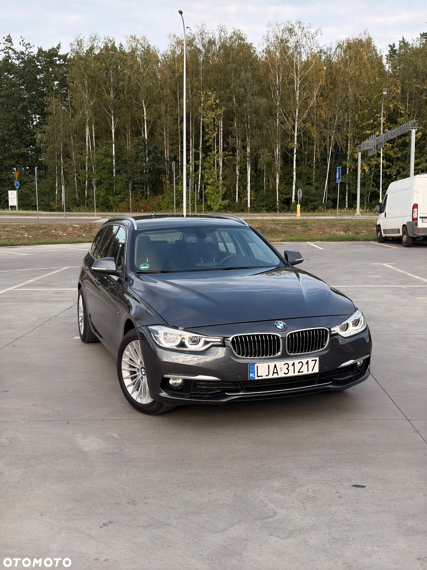 BMW Seria 3 320d Luxury Line - 2