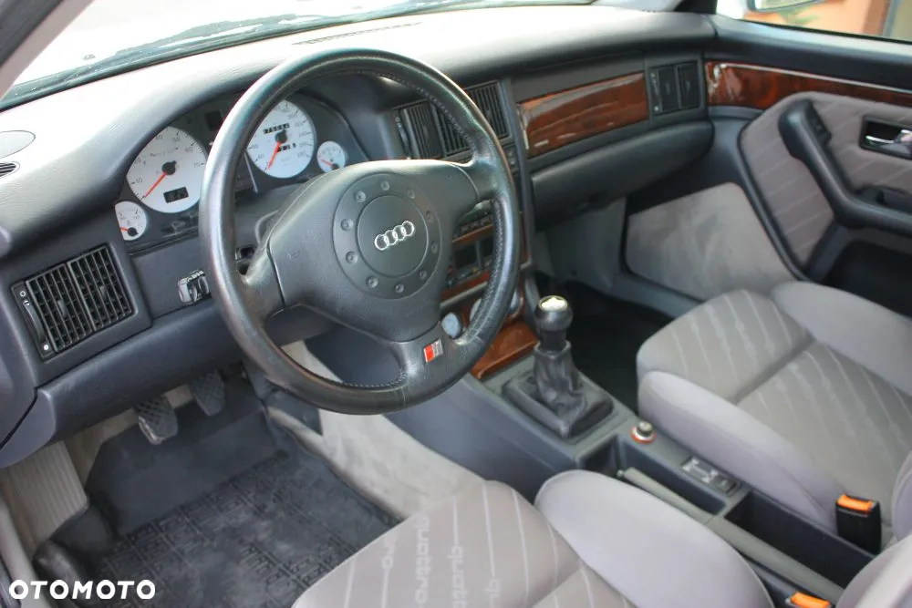 Audi RS2 - 10