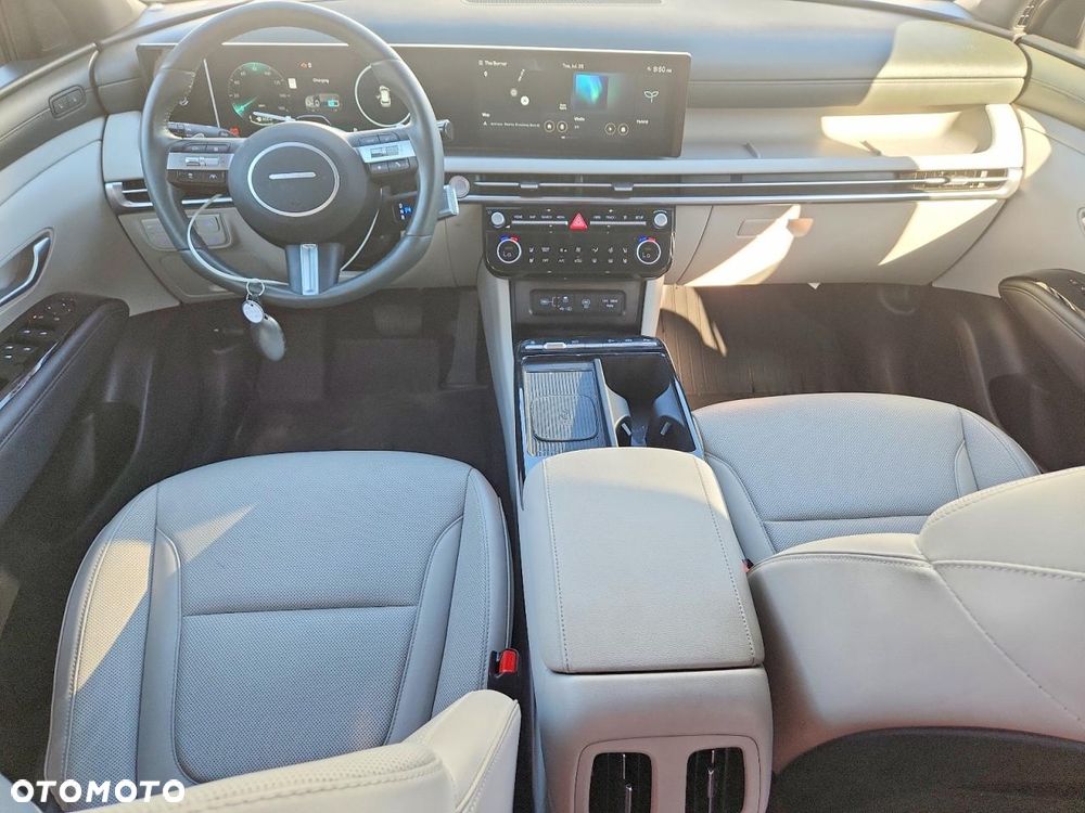 Hyundai Tucson - 8